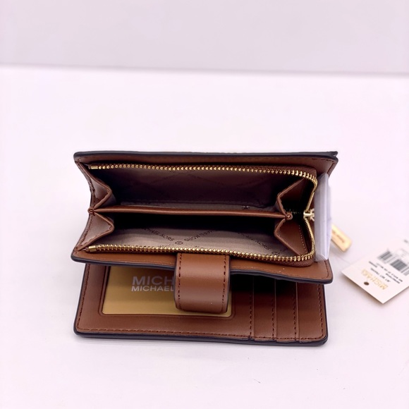 Michael Kors Jet Set Travel Medium Bifold Wallet Brown - Picture 10 of 13